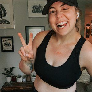 Meet your Posher, Alyssa